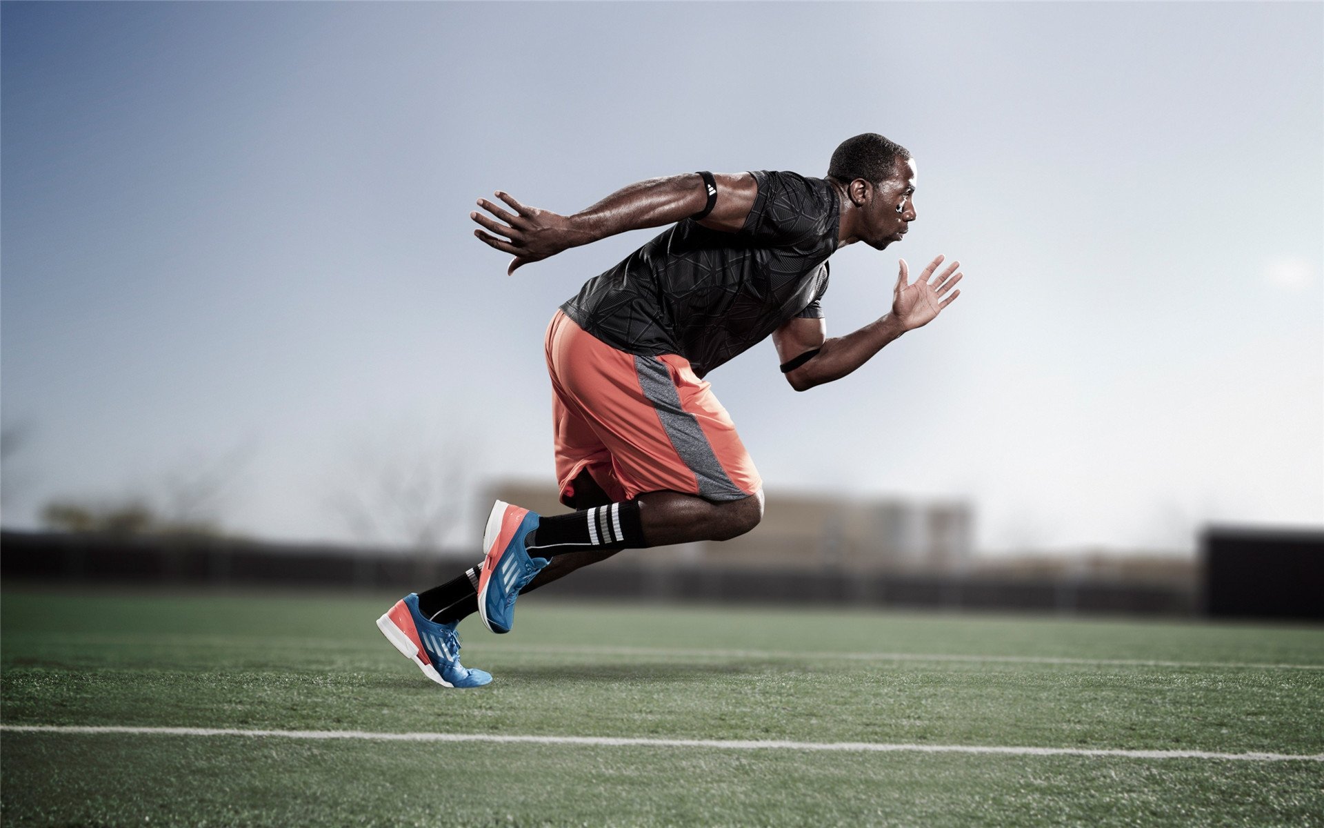 穆古鲁扎关键节点势不可挡,阿森纳双线告捷燃爆周末